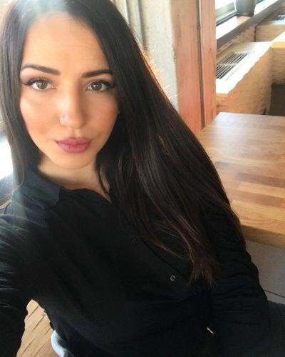 Çağla - Hürriyet VIP Escort Bayan Modeli - Gerçek Fotoğraflı İlan